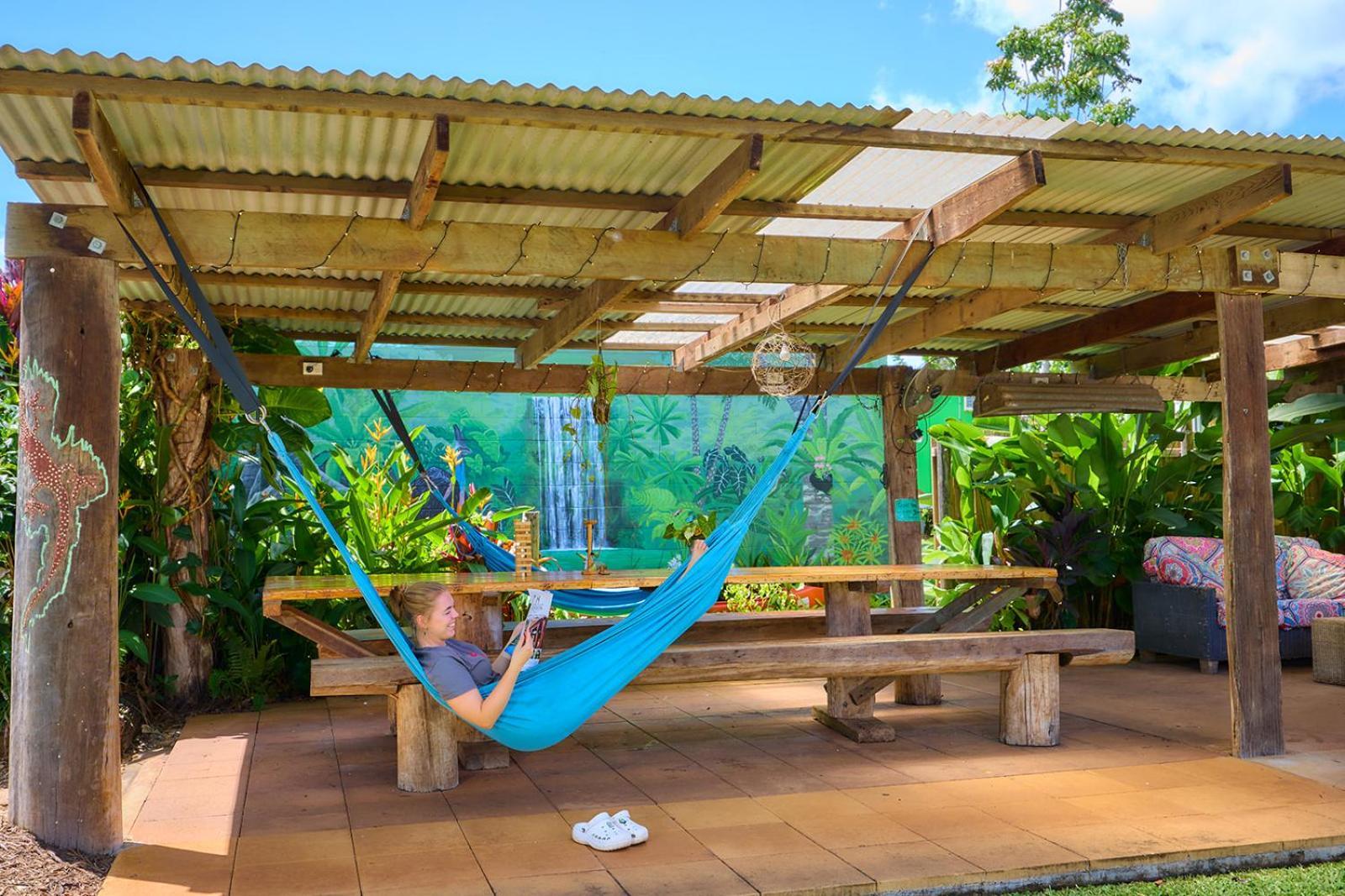 On The Wallaby Eco Lodge Yungaburra Exteriör bild