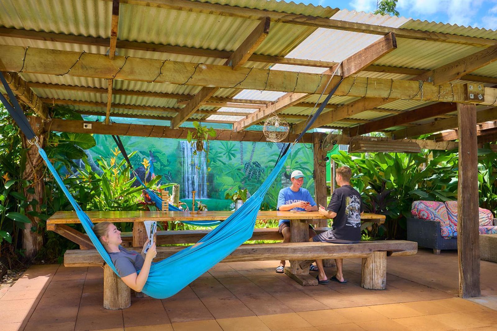 On The Wallaby Eco Lodge Yungaburra Exteriör bild